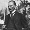 atatürk-ün-en-karizmatik-fotoğrafı-min.jpg